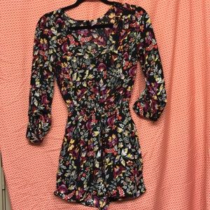 🔴Divided by H&M Long Sleeve Romper🔴